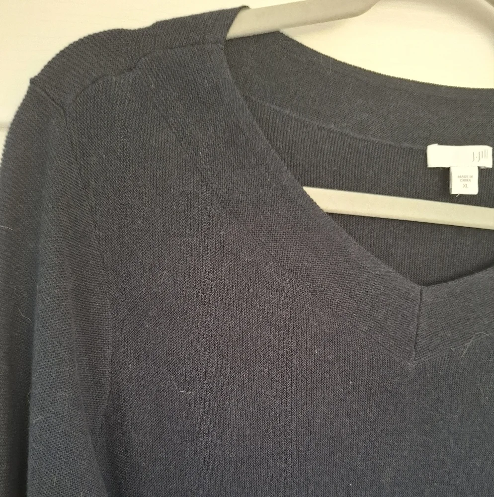 J.Jill V-neck Cottom Sweater Size XL Navy Blue - Picture 4 of 6
